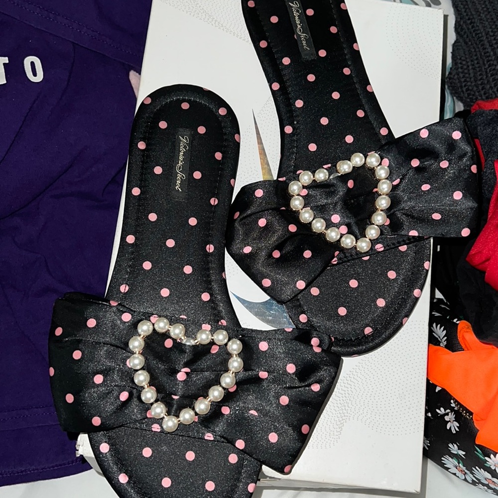 Black pot a dot house shoes